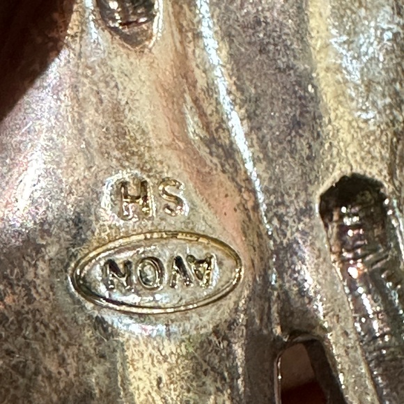 CALLA LILY BRACELET & EARRING GIFT SET - Picture 8 of 16